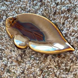 Ceramic prism leaf incense holder